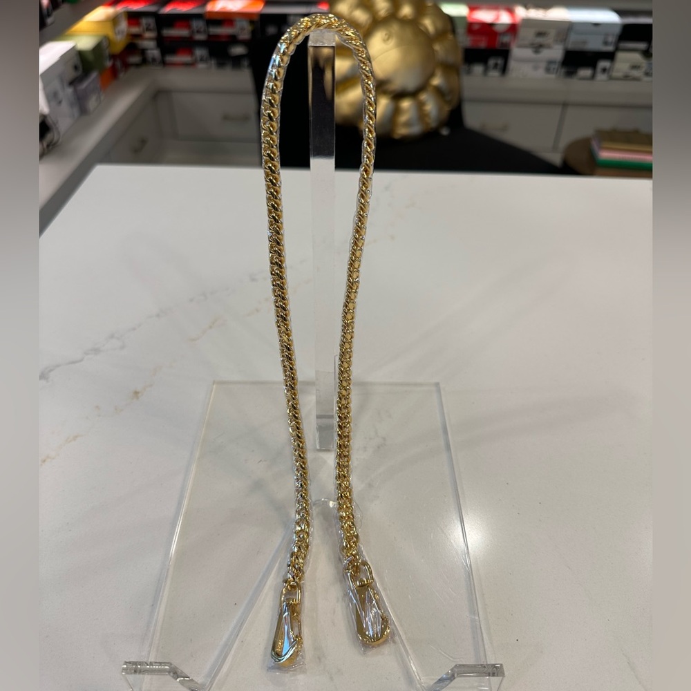 Unbranded gold chain for bags